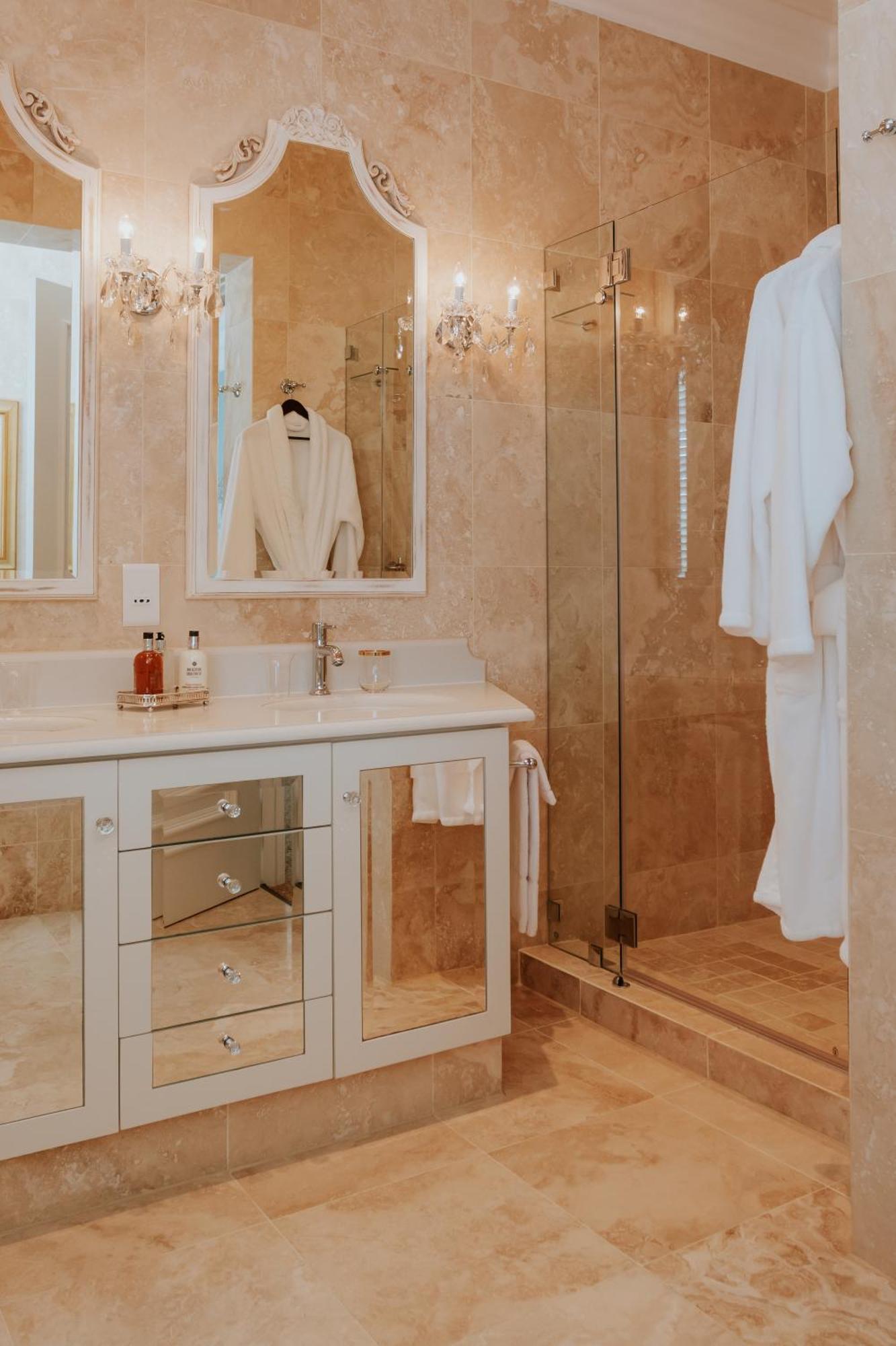 The Light House Boutique Suites Paarl Rum bild